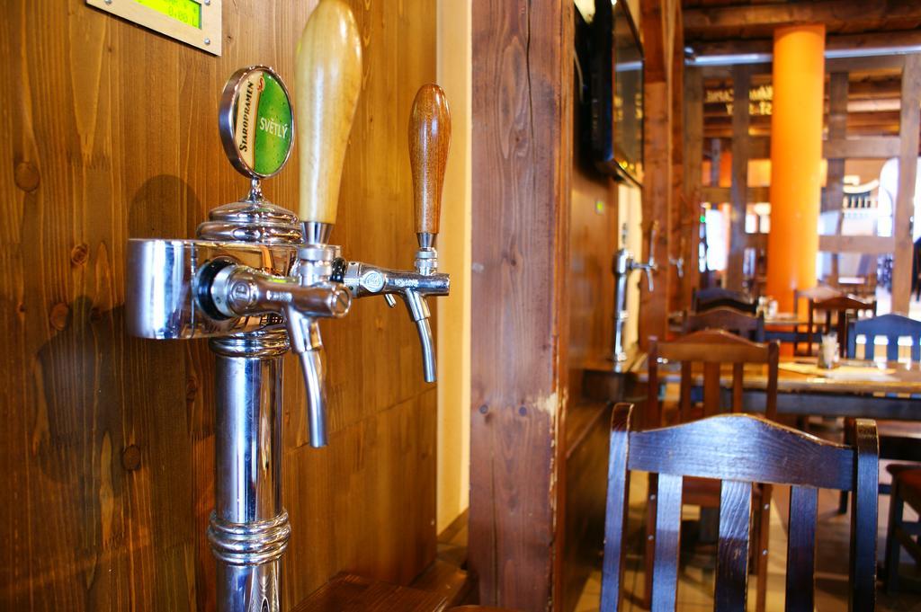 Grillbar Penzion & Restaurant Spišská Nová Ves Εξωτερικό φωτογραφία